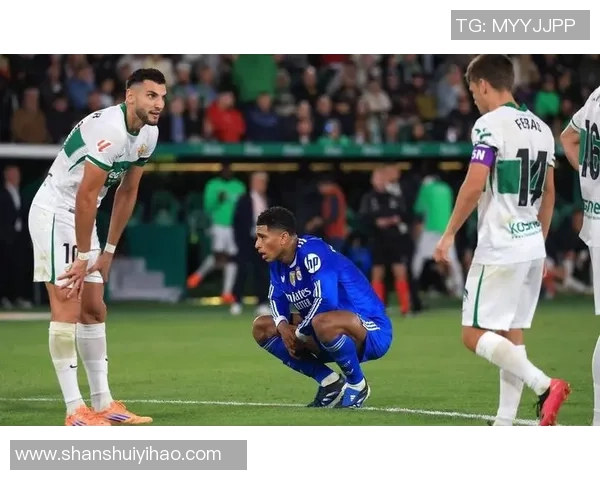 欧冠震撼战役里昂狂胜皇马五球大捷引发全场沸腾