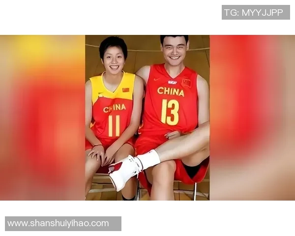 姚明萌战引发全民热潮篮球巨星与可爱角色的完美结合