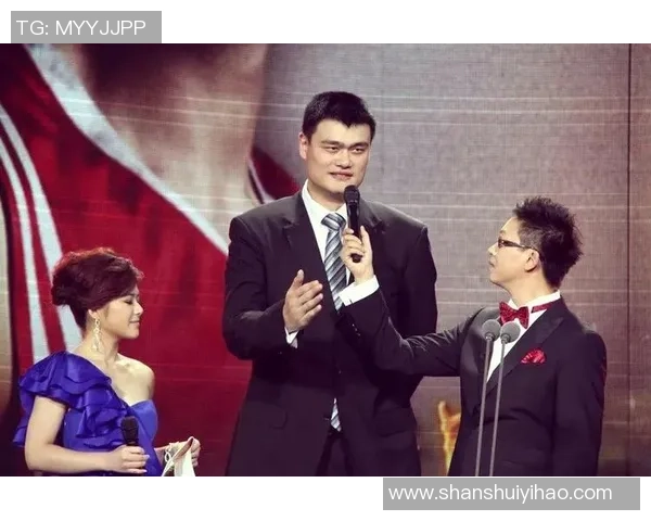 白江与姚明的篮球传奇之路：从青涩少年到国际巨星的成长故事