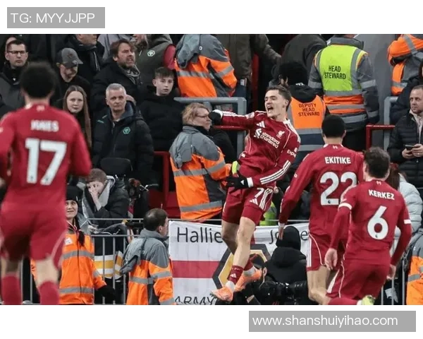 英超激战：拜仁与本菲卡战平点球大战引发全场狂欢与十大精彩进球回顾