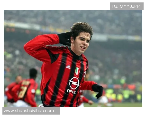 西甲历史冷门曼联5-1大胜AC米兰帽子戏法引发全场狂欢 西甲历史冷门曼联5-1大胜AC米兰帽子戏法引发全场狂欢