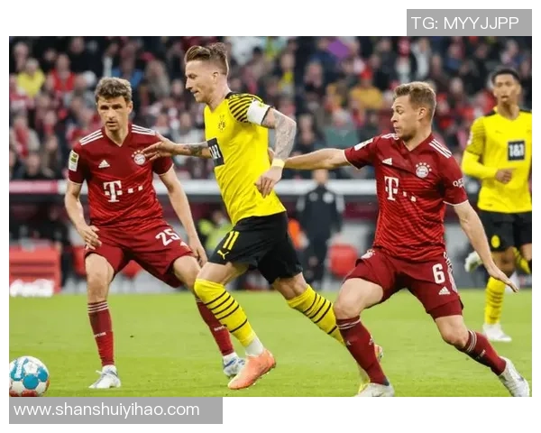 世界杯精彩对决拜仁与多特蒙德战成平局乌龙球瞬间点燃全场激情 世界杯精彩对决拜仁与多特蒙德战成平局乌龙球瞬间点燃全场激情