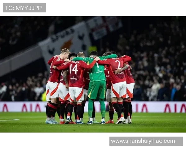 中超激战皇马与热刺战平点球大战引发全场狂欢与热议 中超激战皇马与热刺战平点球大战引发全场狂欢与热议