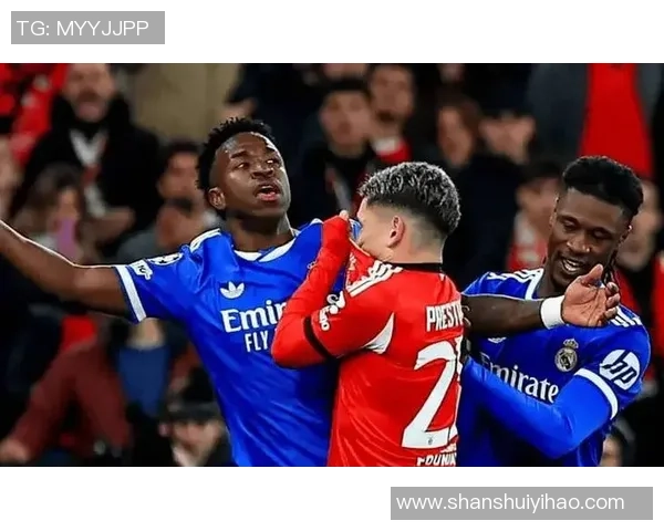 欧联杯本菲卡小胜尤文图斯争议判罚引发全场热议