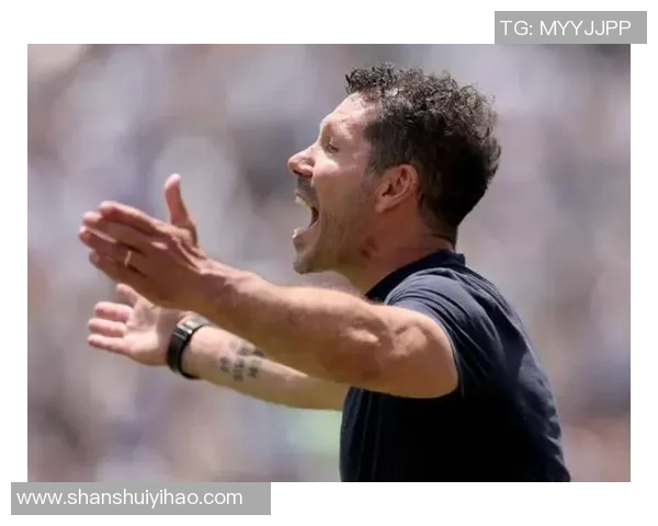 意甲激战：马竞逆转里昂引发争议判罚全场沸腾