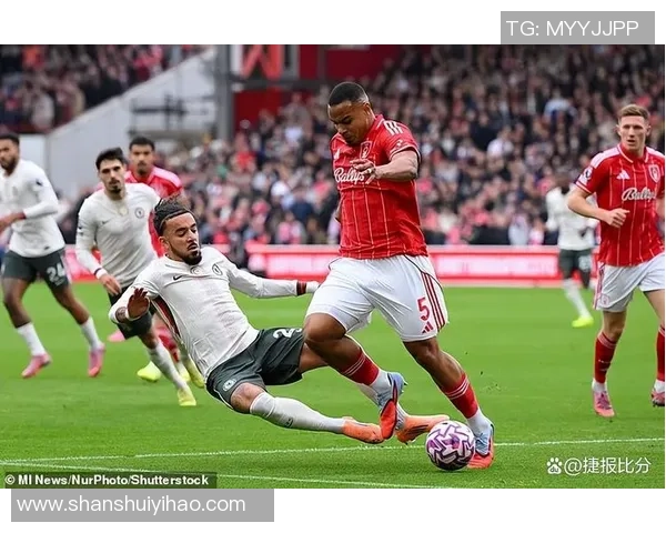 英超激战波尔图逆转尤文图斯红牌争议引发全场热议 英超激战波尔图逆转尤文图斯红牌争议引发全场热议